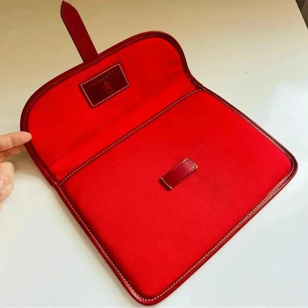 NWOT Vintage Dooney & Bourke IPad/Tablet Padded Case Holder/Clutch